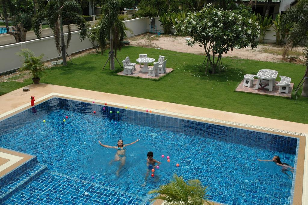 East Shore Pattaya Resort Nong Prue Buitenkant foto